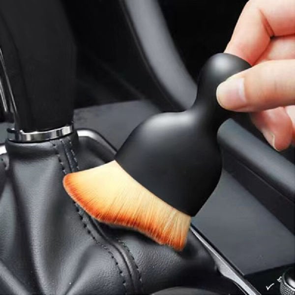 Volkswagen Uyumlu Araç içi kavisli yumuşak kıllı temizleme fırçası