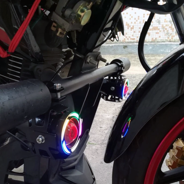 Beyaz RGB Angel Kırmızı Şeytan Göz Çakarlı 20W Motorsiklet Elektrikli Scooter Sis Lambası