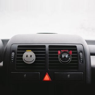 Oto Petek Kalorifer Kokusu Melek Şeytan Sevimli Emoji Araba Parfümü